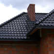 Dach z dachówką Nelskamp NIBRA F10 kobaltowa glazura 31