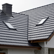 Dom z ceramiczną dachówką płaska Nelskamp G10 angoba - widok na kosz dachowy