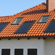 Połączenie okien dachowych i solarów Roto