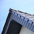 Płytka struktonit użyta na wykończenia dachu wiatrownic i okapu