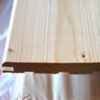 Boazeria świerkowa - wygląd naturlanych słoji drewna struganego